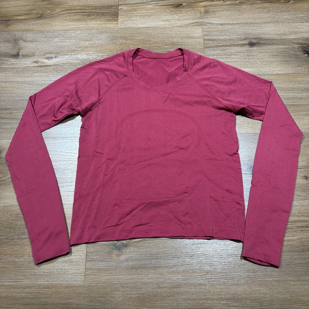 Lululemon Size 8 Swiftly Tech 2.0 Race Length Long Sleeve Magenta Yoga Athletic